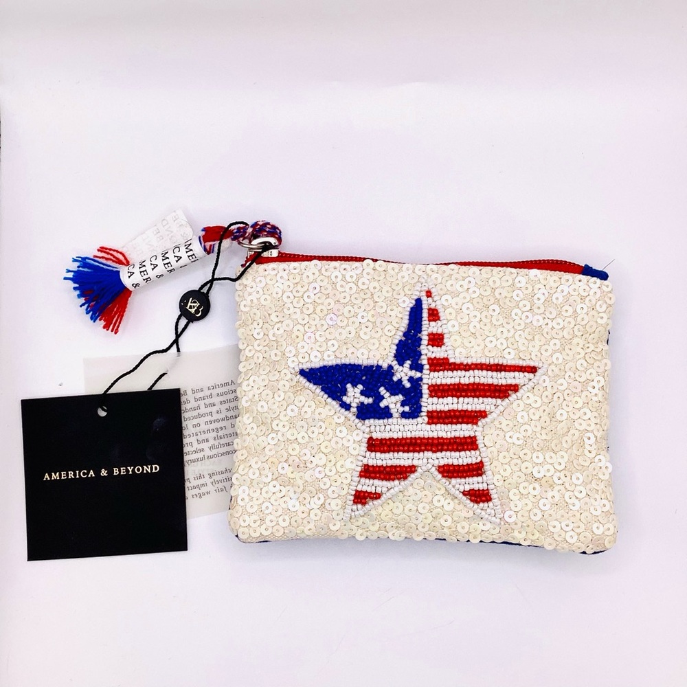 America & Beyond wallet zip top 4th of July Beaded bag